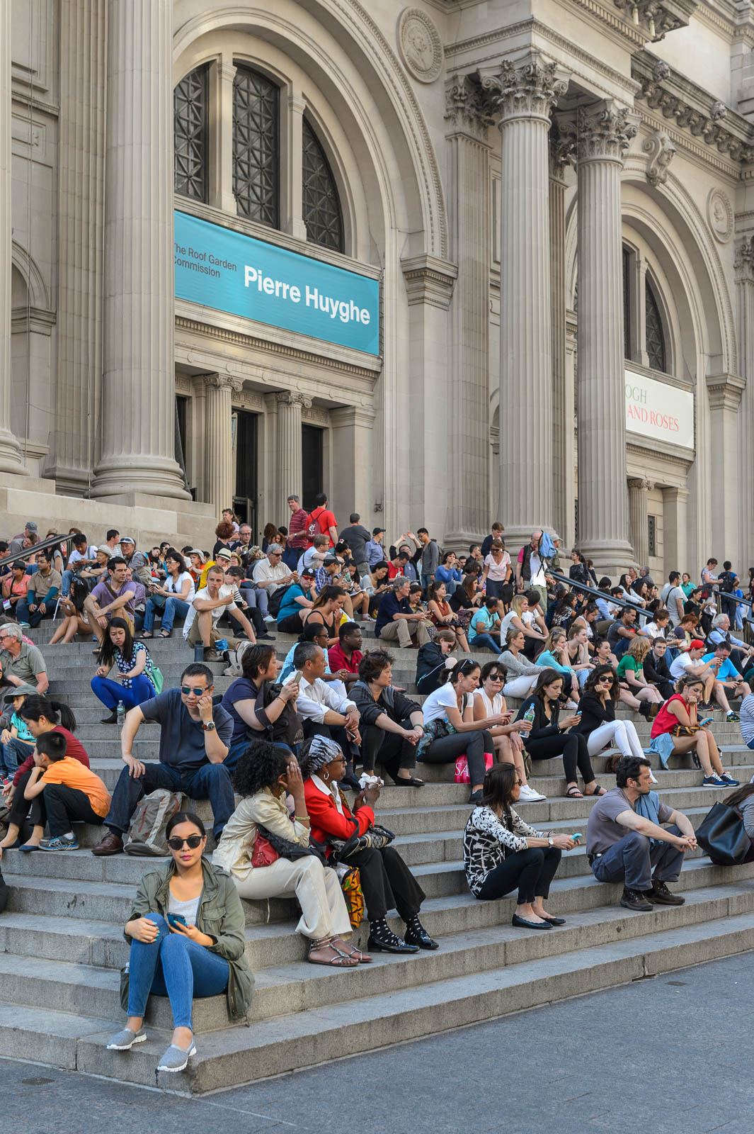 Visitors enjoy summer afternoon at The Met